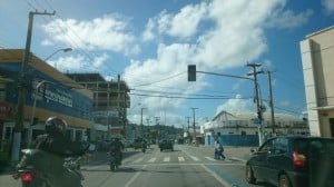 Semáforos ficaram intermintentes na parte baixa de Maceió (Foto: Cau Rodrigues/G1)